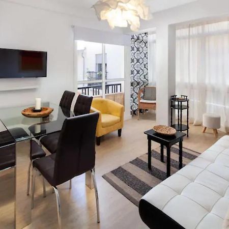Garcia Briz Apartments Malaga Bagian luar foto