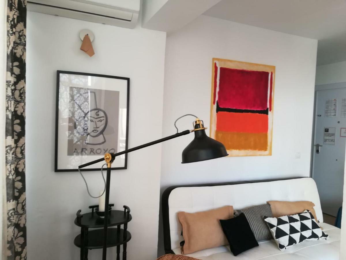 Garcia Briz Apartments Malaga Bagian luar foto