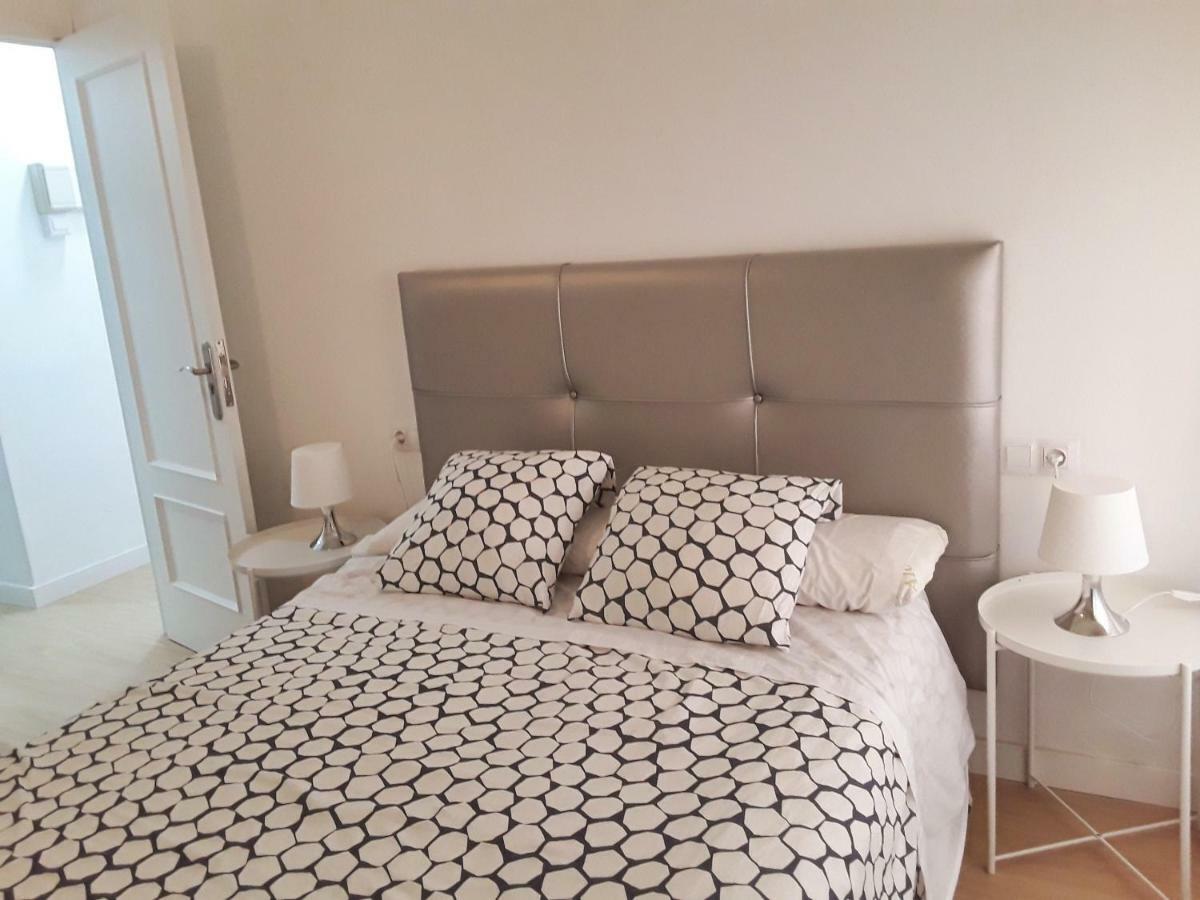 Garcia Briz Apartments Malaga Bagian luar foto